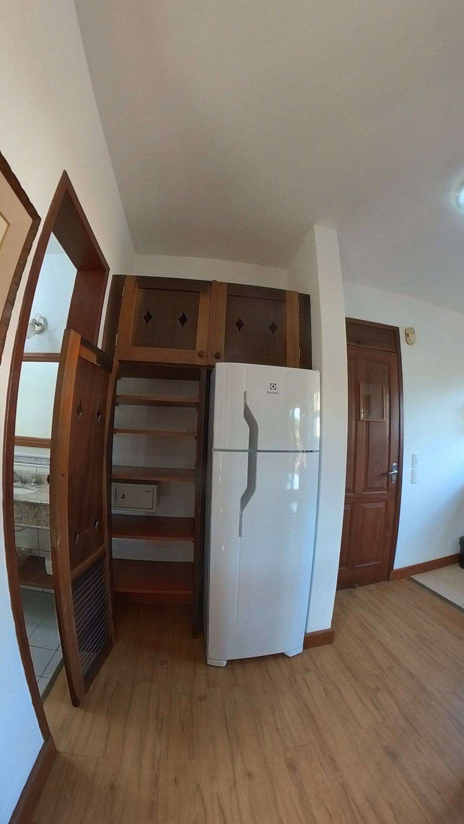 Apartamento com Sacada - Foto 9